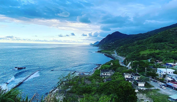 沉浸台東藍的慢漫生活 騎上鐵馬穿梭舊鐵道、體會在地日常